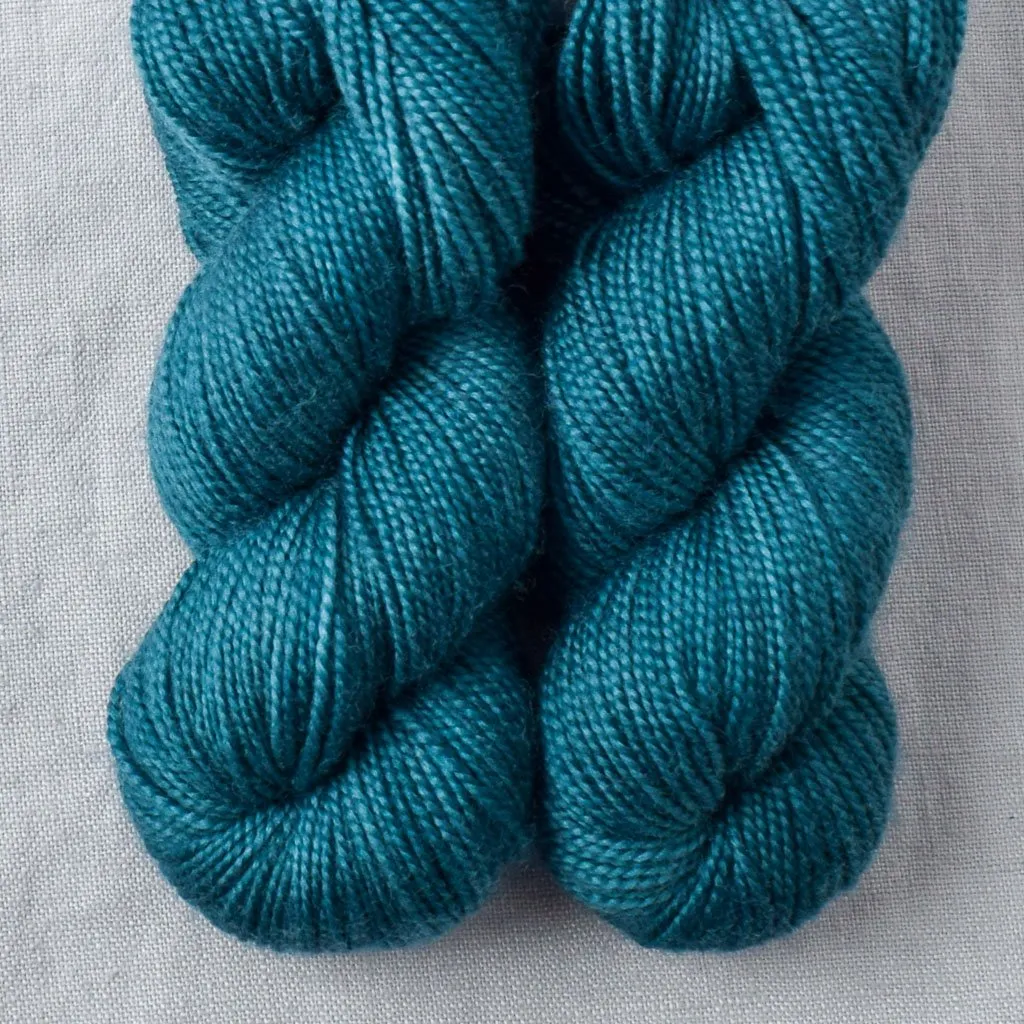 Aquarius - 2-Ply Toes