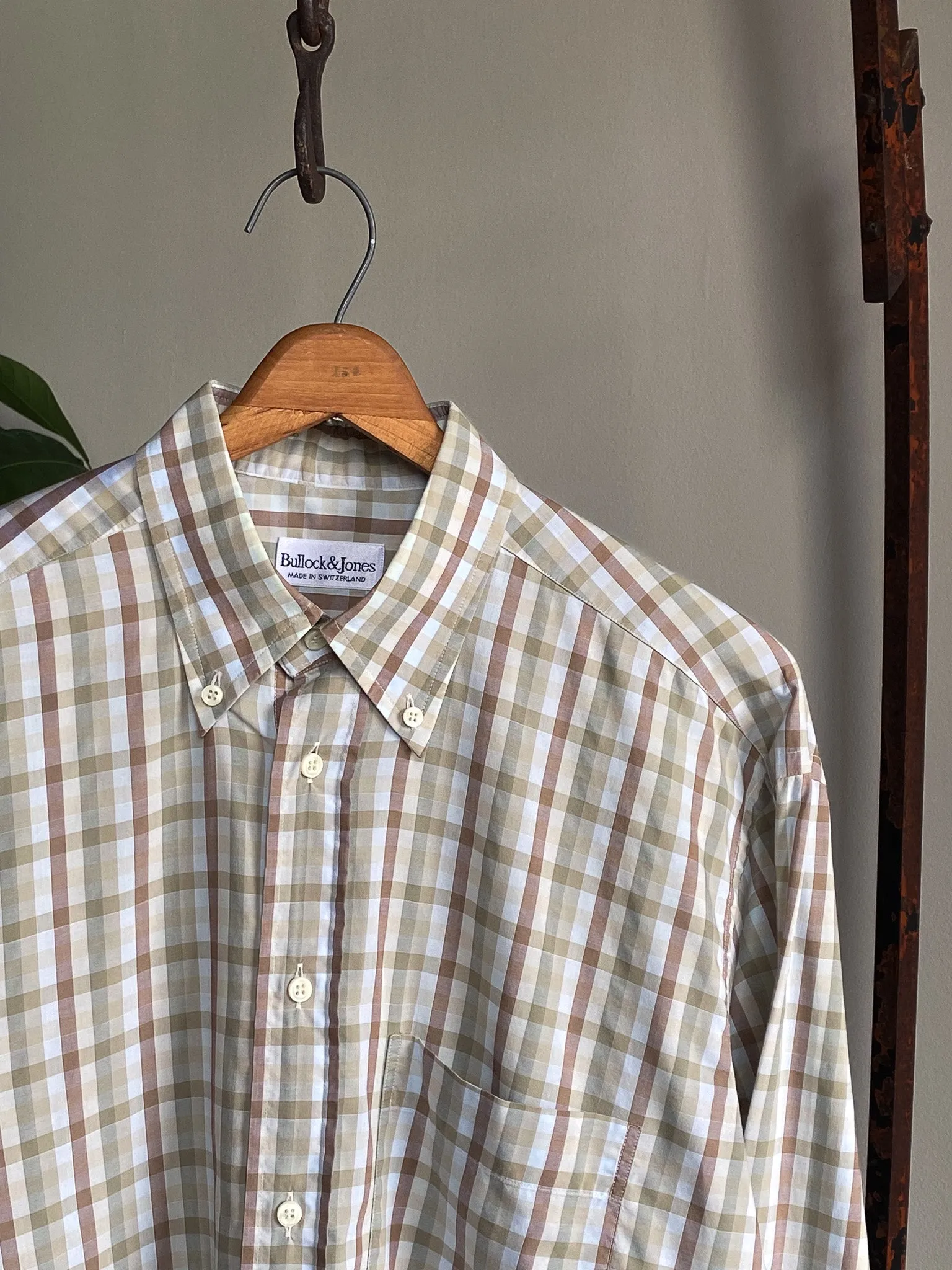 Bullock & Jones Button-Down Plaid Shirt—[M]