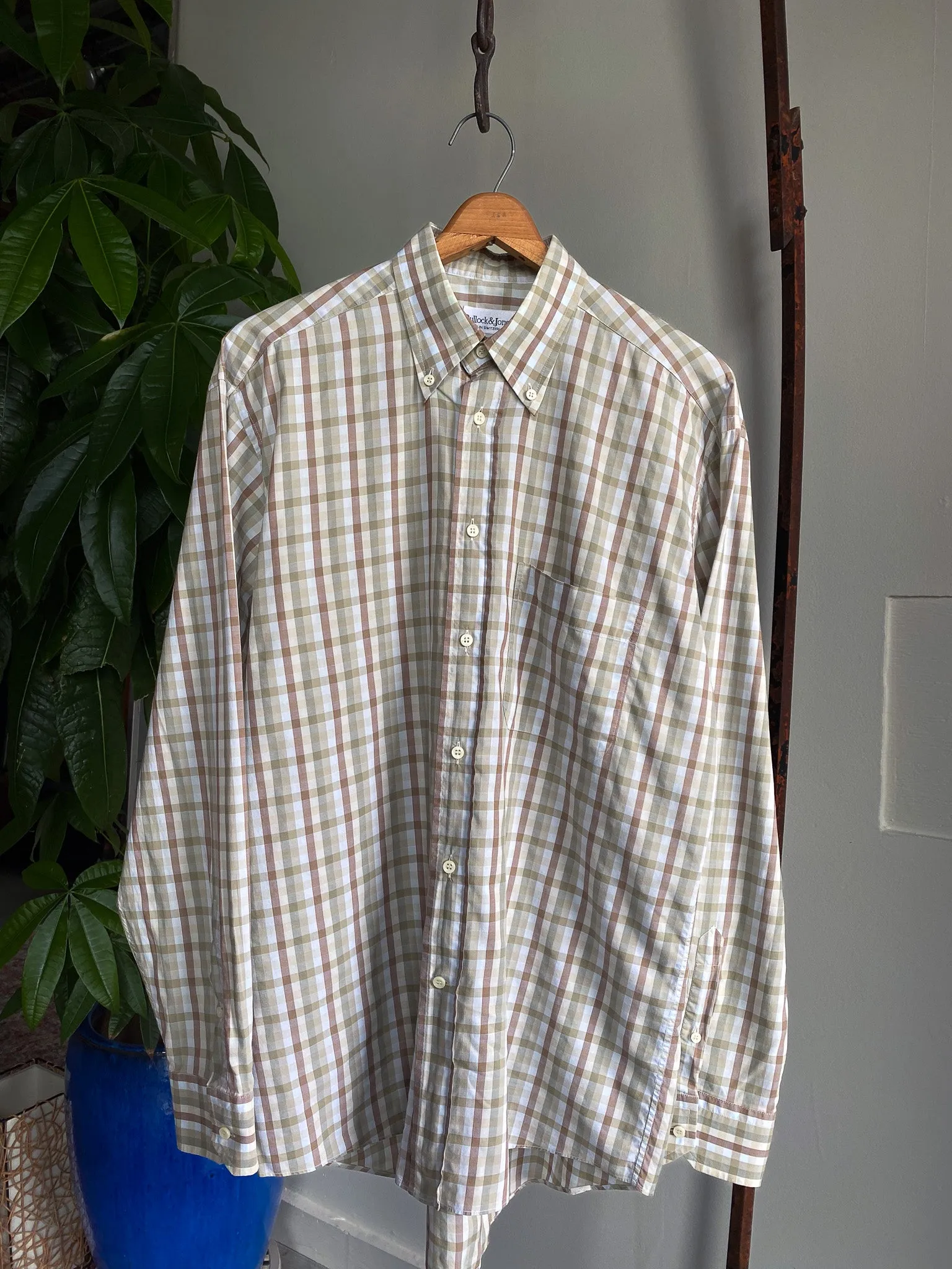 Bullock & Jones Button-Down Plaid Shirt—[M]